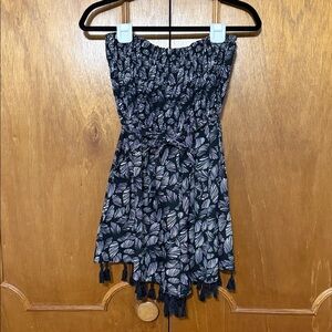 Black and White Leaf Print Dress with Tassels